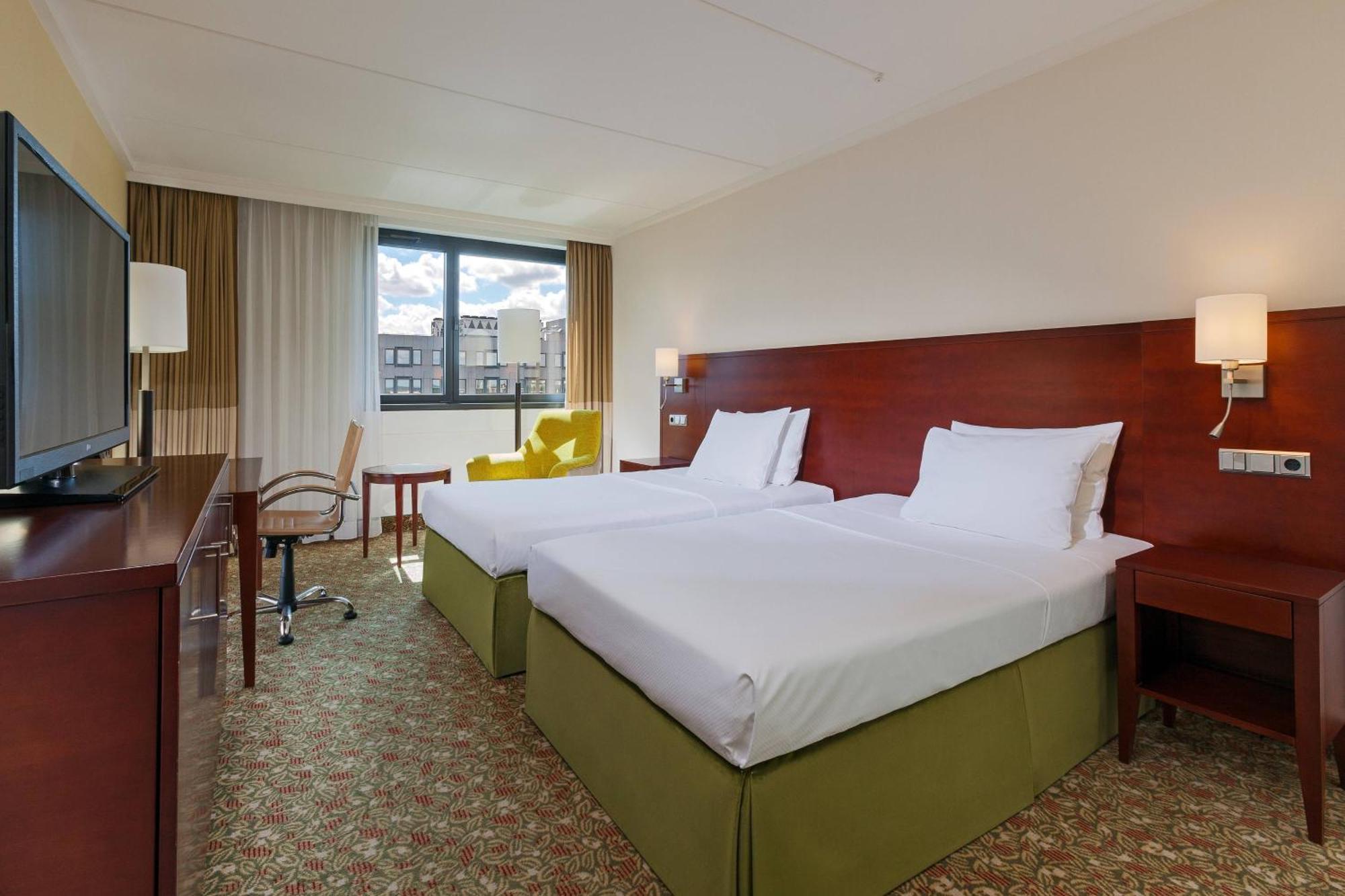 Courtyard By Marriott Duesseldorf Seestern Zewnętrze zdjęcie