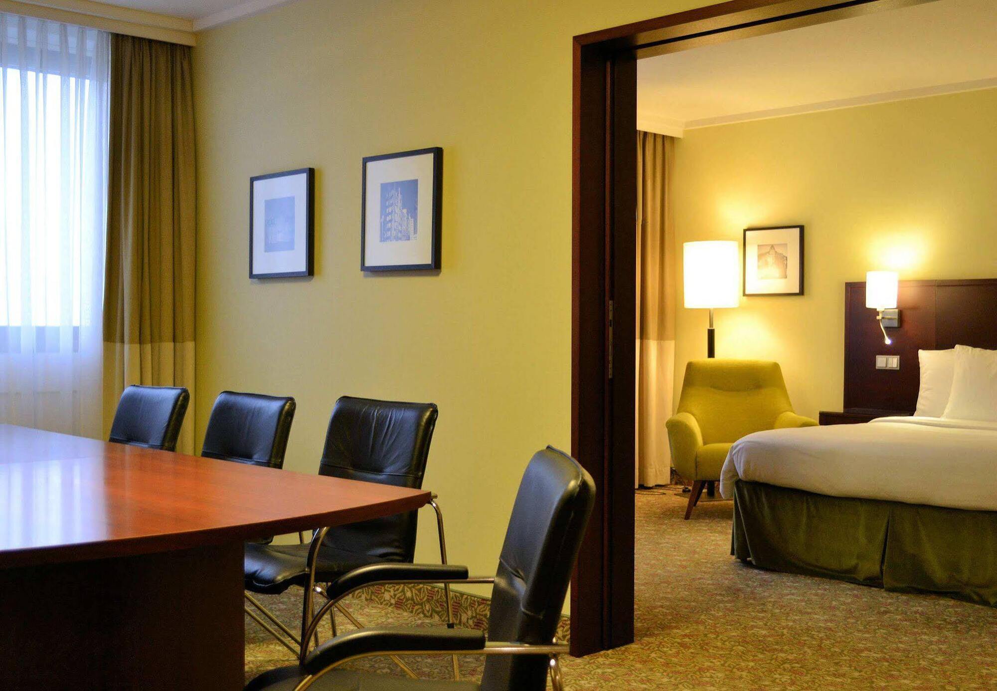 Courtyard By Marriott Duesseldorf Seestern Zewnętrze zdjęcie