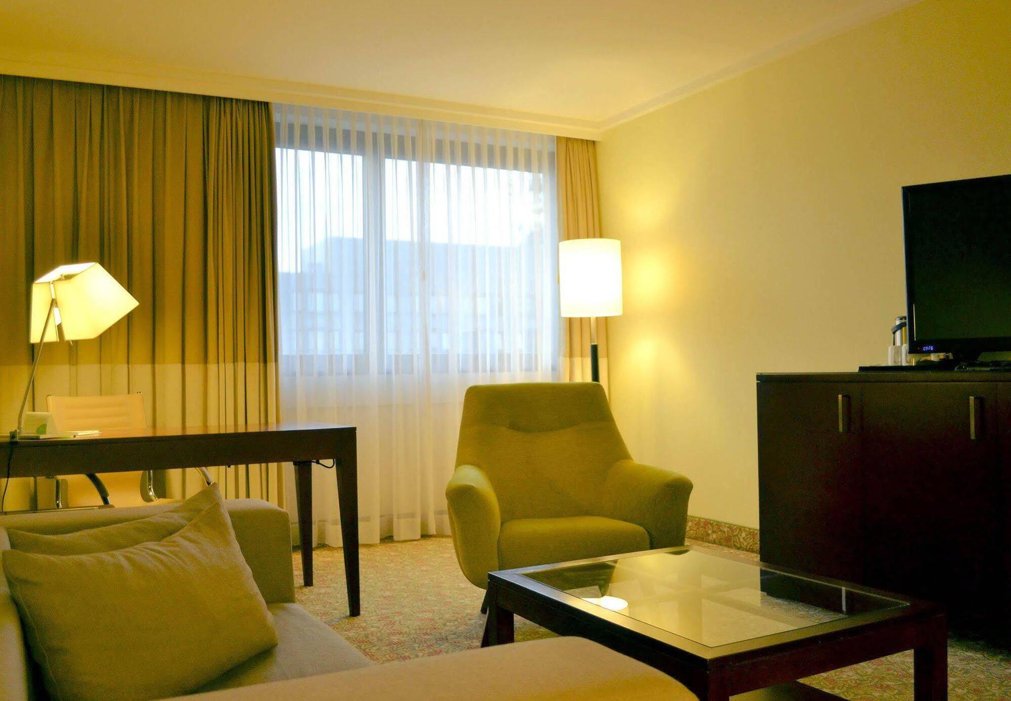 Courtyard By Marriott Duesseldorf Seestern Zewnętrze zdjęcie